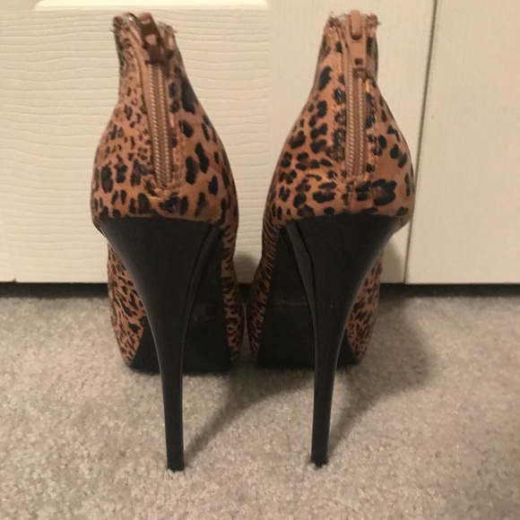 Ruffle animal print pumps - Picture 4 of 4